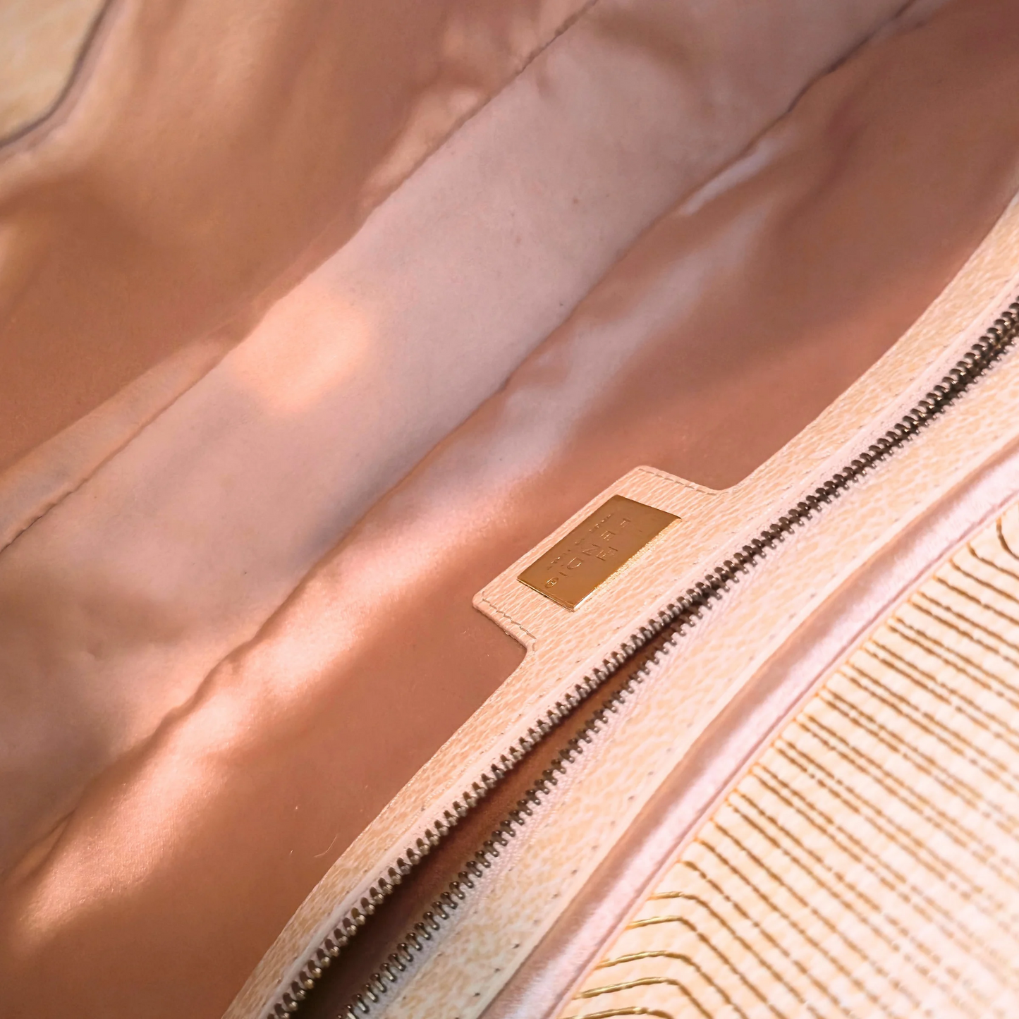 Fendi Baguette Gold Onlay